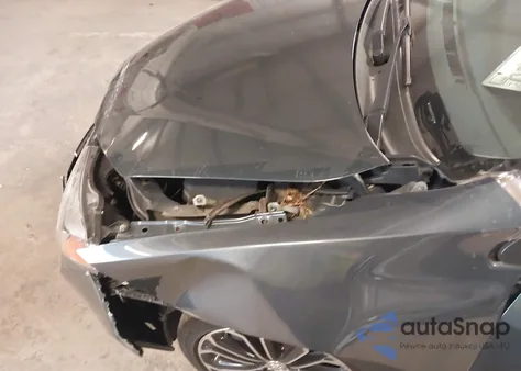 2014 Toyota Corolla S Plus z USA, uszkodzony, nr VIN 5YFBURHE7EP148239